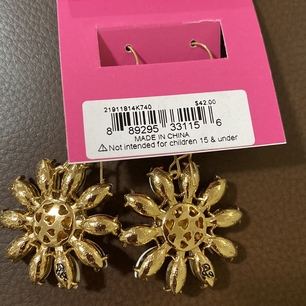 Pave daisy flower long drop earrings - Picture 2 of 3